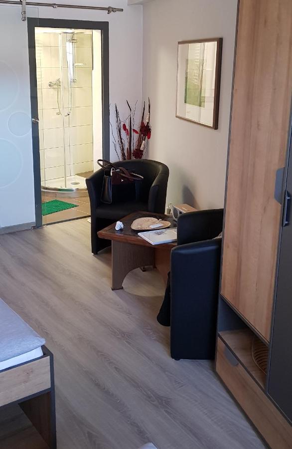 Pension K61 Sylke Und Michael Paffrath Gebesee Εξωτερικό φωτογραφία